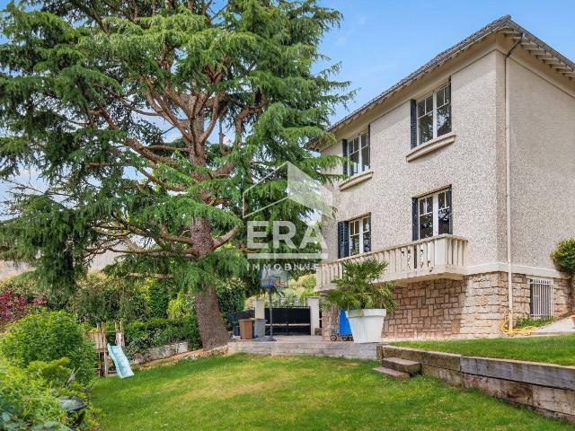 Maison vente à Nanterre, Vaucresson