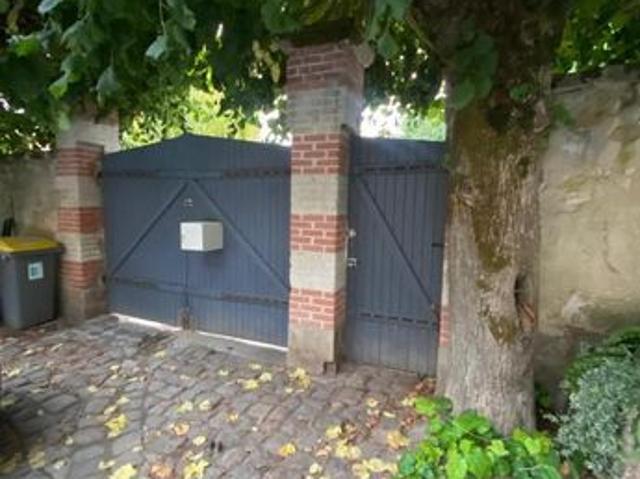Maison vente à Laon, Roucy
