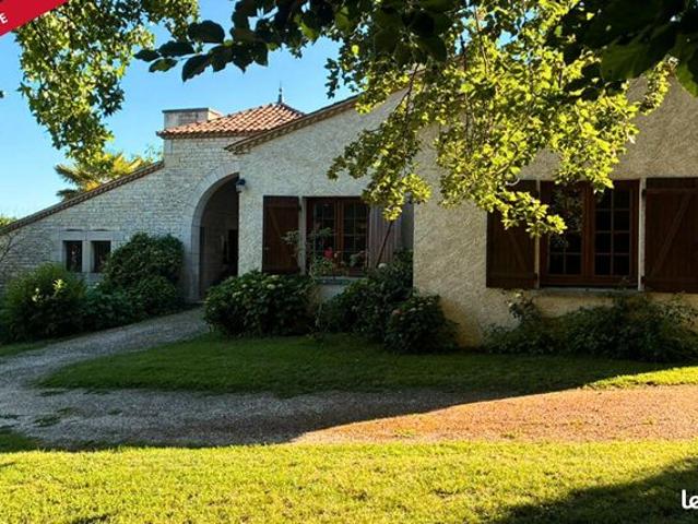 Maison vente à Montmorillon, Savigné