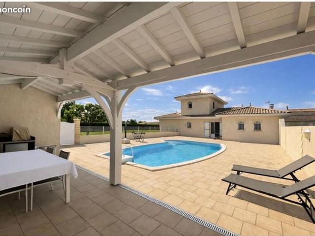 Maison vente à Tarbes, Occitanie
