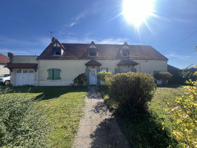 Maison vente à Saint-Amand-Montrond, Centre-Val de Loire