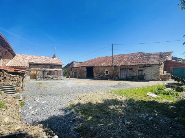 Maison vente à Confolens, Chabrac