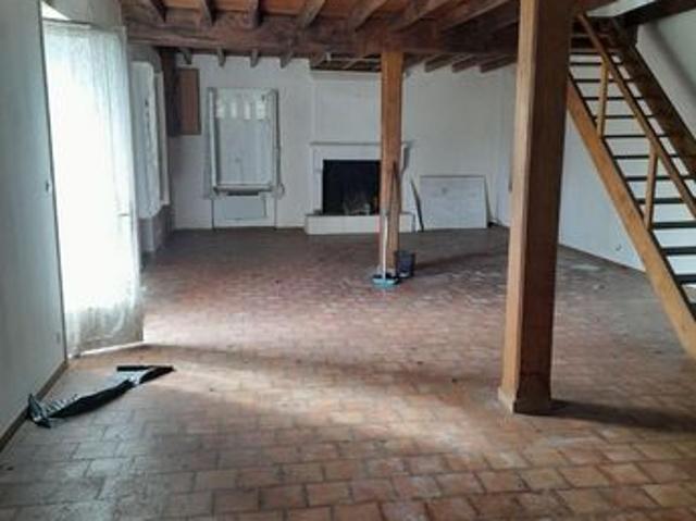 Maison vente à Châtellerault, Saint-jean-de-sauves