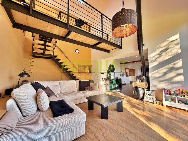 Maison vente à France métropolitaine, Sérézin-de-la-tour