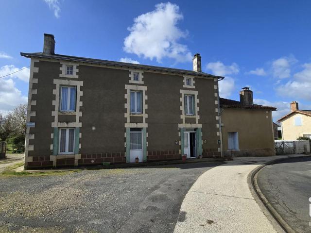 Maison vente à Montmorillon, Champniers