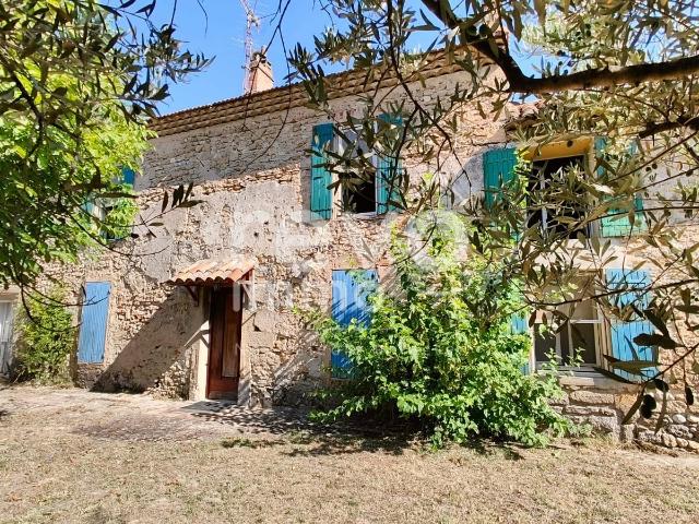 Maison vente à Camaret-sur-aigues