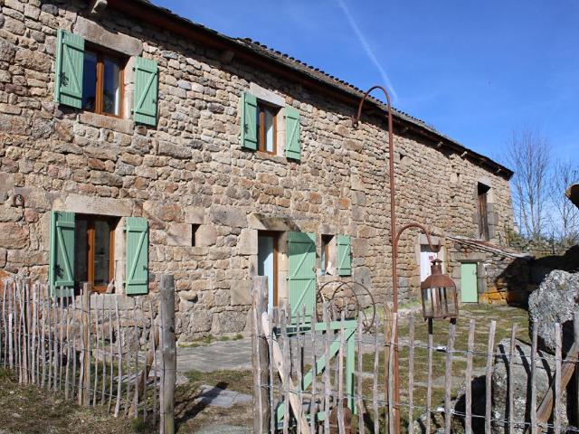 Maison vente à Mende, Grandrieu
