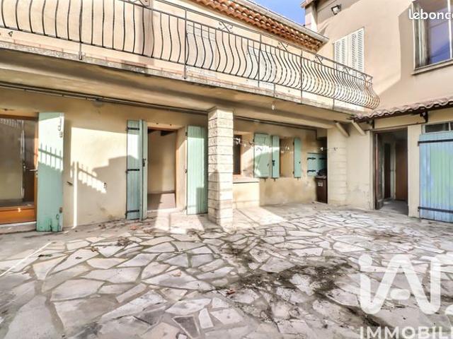 Maison vente à Nîmes, Uzès