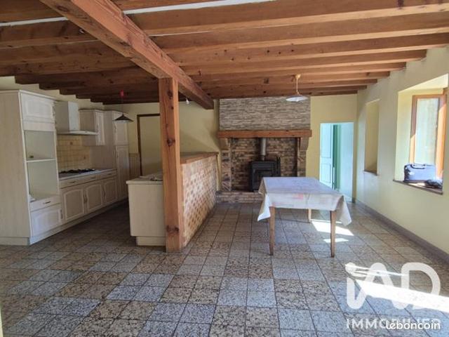 Maison vente à Brux, Vienne