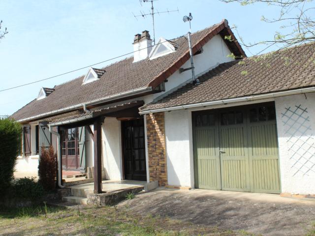 Maison vente à Nevers, Champvert