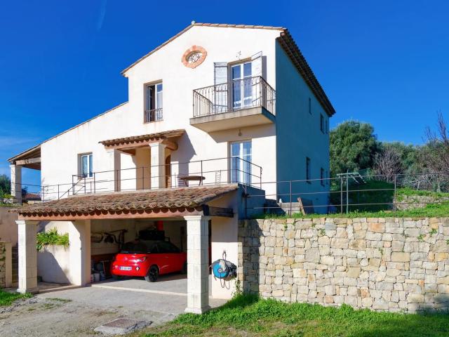 Maison vente à France métropolitaine, Saint-André-de-la-Roche