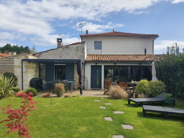 Maison vente à Saintes, Chenac-saint-seurin-d'uzet