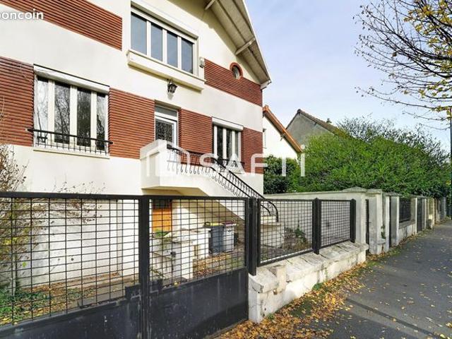 Maison vente à Dreux, Montreuil