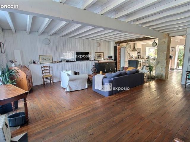 Maison vente à Montmorillon, Nouvelle-Aquitaine