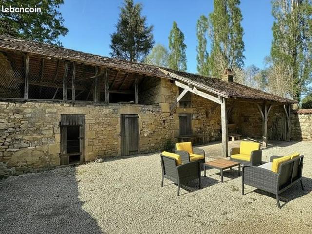Maison vente à Nontron, Nanthiat