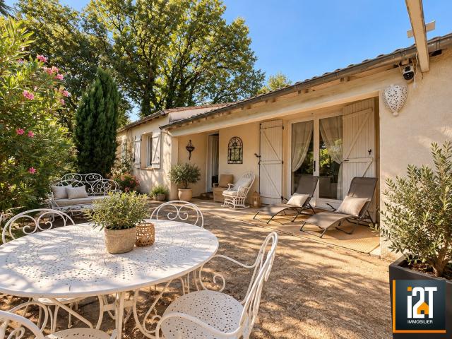 Maison vente à Russan, Sainte-Anastasie