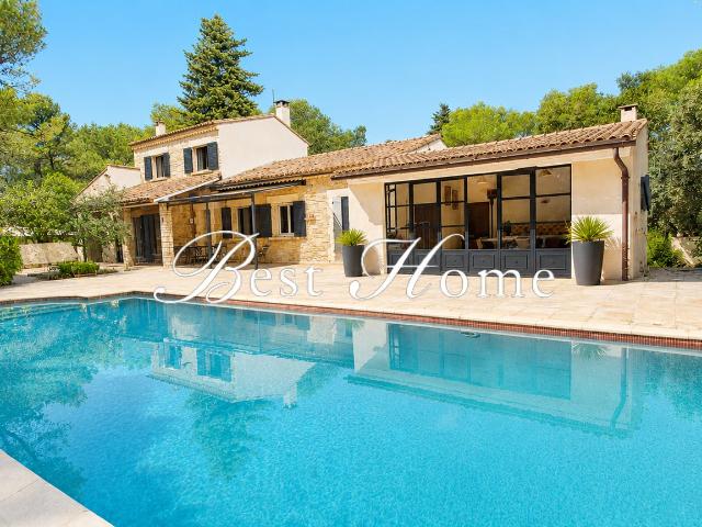 Maison vente à Nîmes