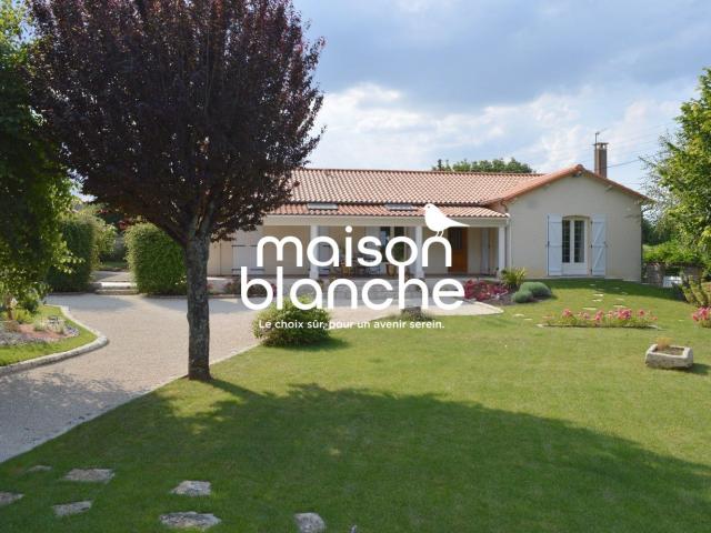 Maison vente à L'Houmelière, Augé