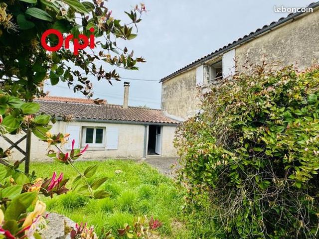Maison vente à Saint-froult