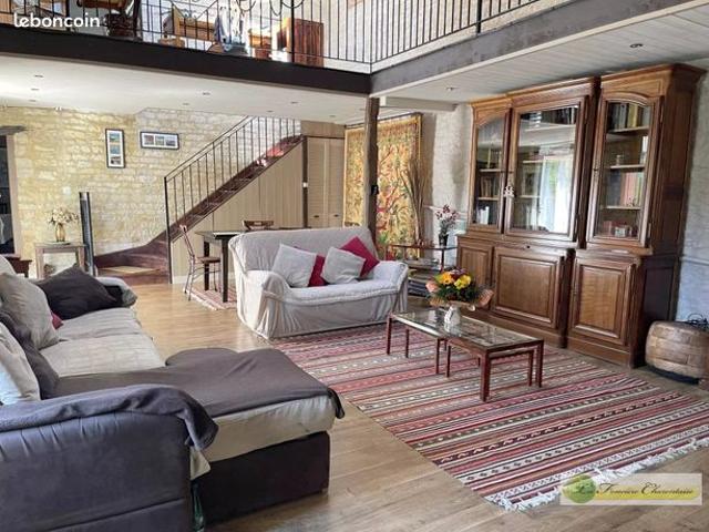 Maison vente à Confolens, Fouqueure