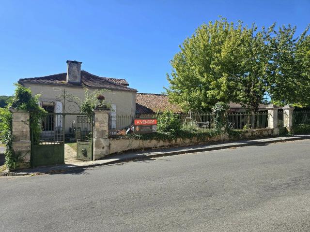 Maison vente à Angoulême, Salles-lavalette