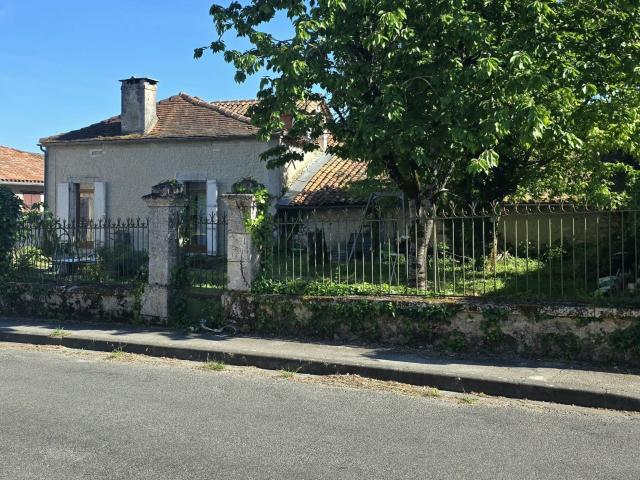 Maison vente à Angoulême, Salles-lavalette