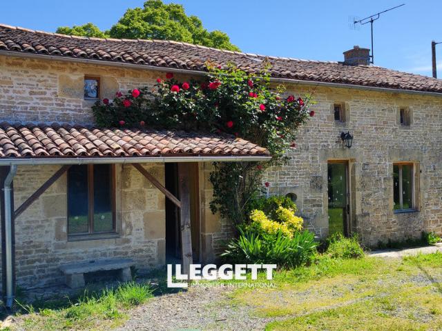 Maison vente à Niort, Lezay