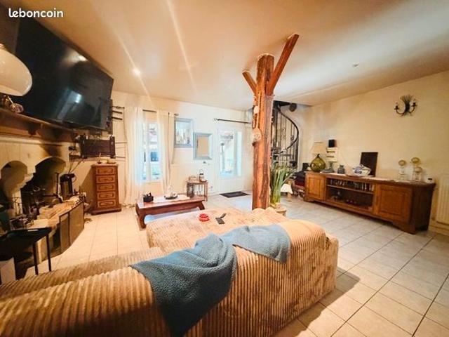 Maison vente à Périgueux, La Roche-chalais