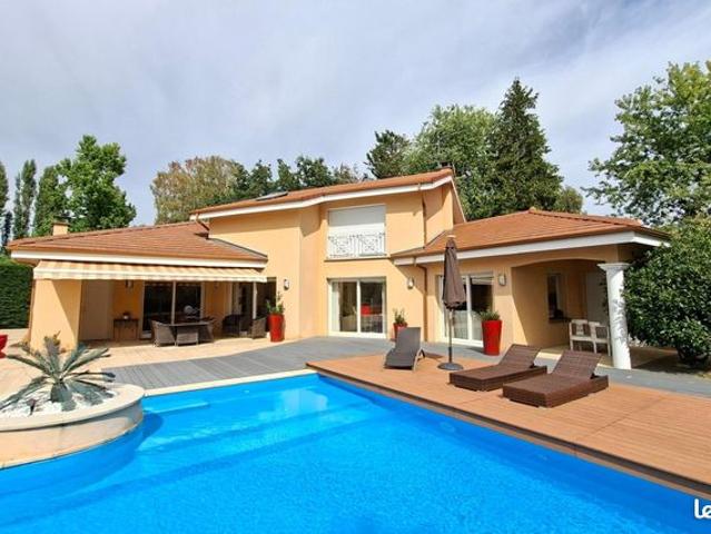 Maison vente à Bourg-en-Bresse, Certines