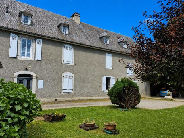Maison vente à Bagnères-de-Bigorre, La Barthe-de-neste