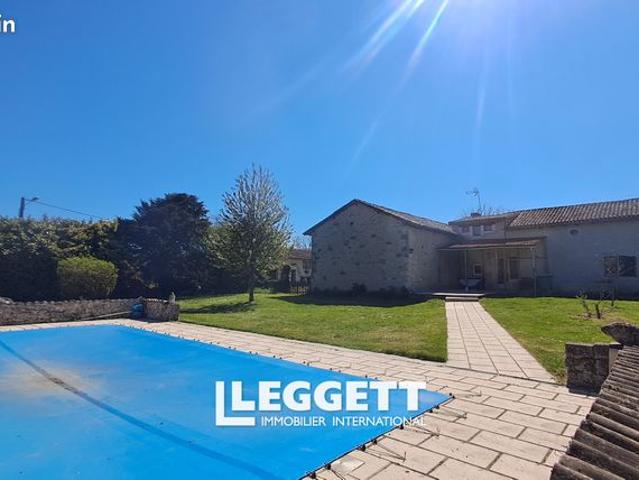 Maison vente à Périgueux, Champagne-et-fontaine