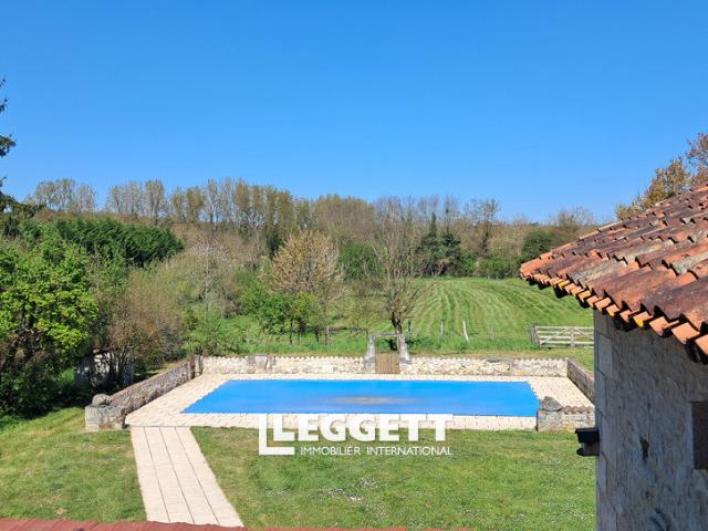 Maison vente à Le Nept, Champagne-et-Fontaine