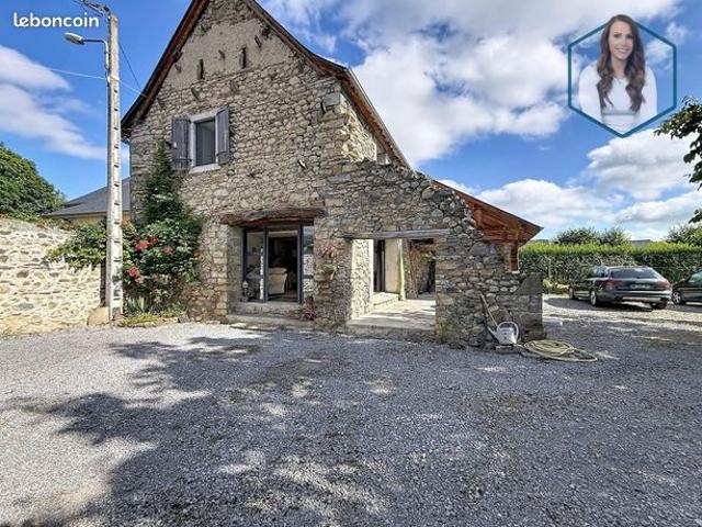 Maison vente à Oloron-Sainte-Marie, Buziet