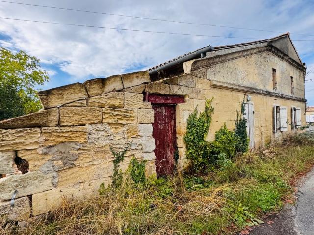 Maison vente à Libourne, Les Peintures