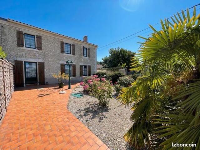 Maison vente à Montroy