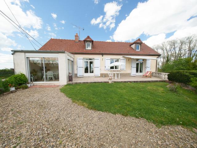 Maison vente à Moulins, Tronget