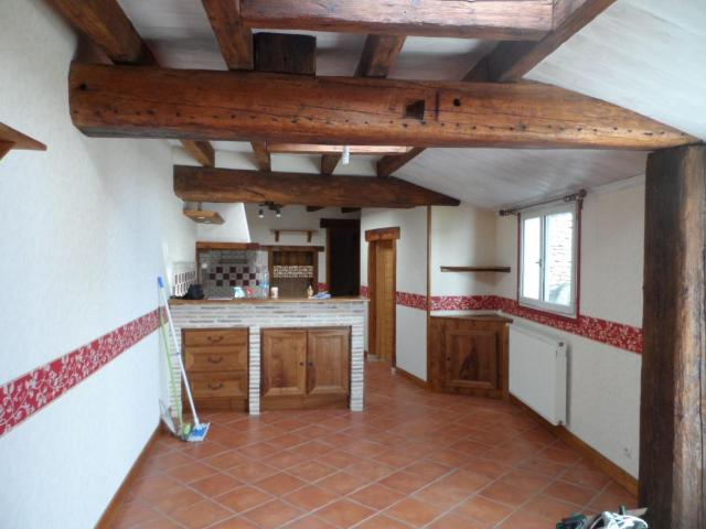 Maison location à Saintes, Saint-romain-de-benet