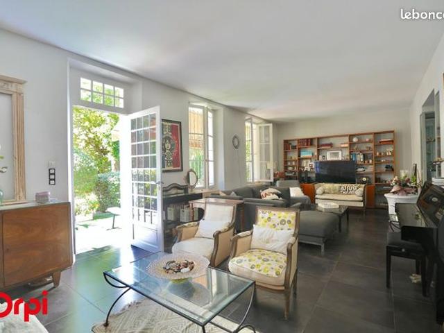 Maison vente à Arrondissement de Toulon, Toulon