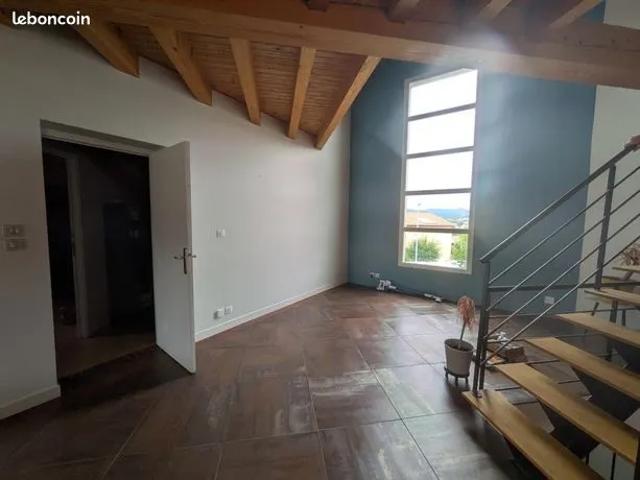 Maison location à Les Terres Blanches, Lantriac