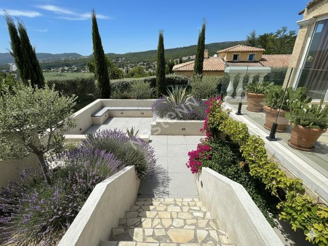 Maison vente à France métropolitaine, Ceyreste