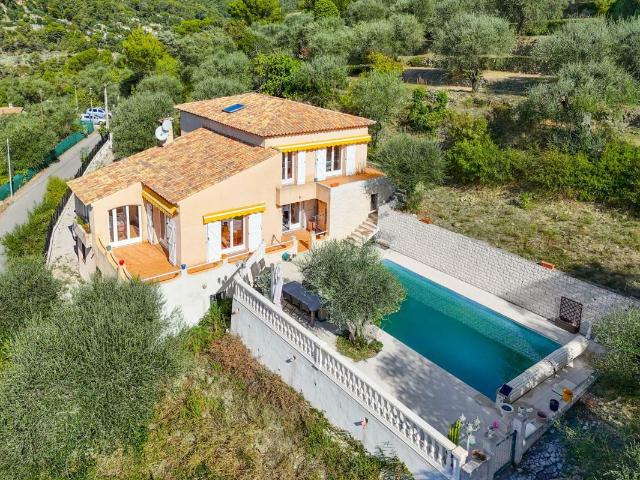 Maison vente à Nice, Drap