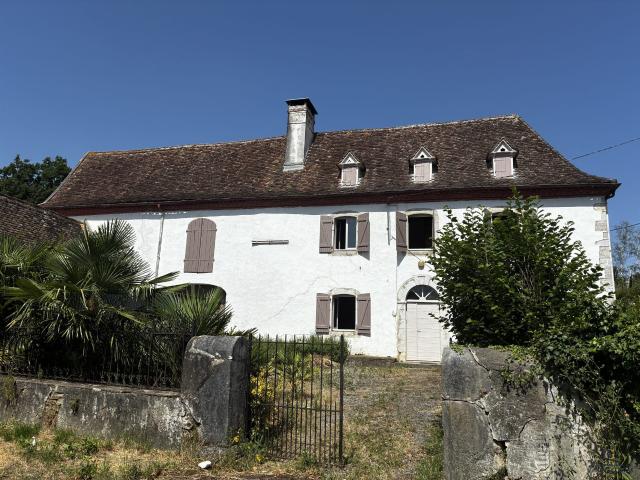 Maison vente à Oloron-Sainte-Marie, Salies-de-béarn