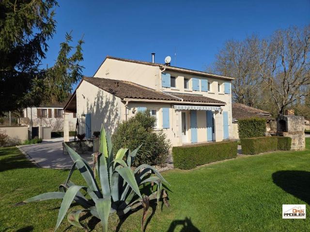 Maison vente à Angoulême, La Couronne
