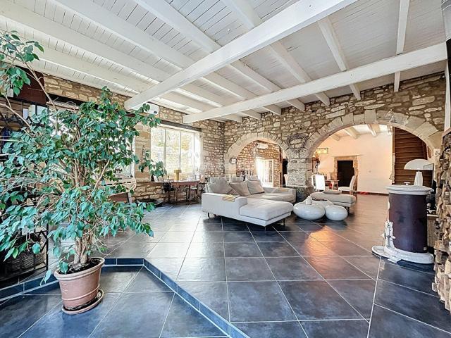 Maison vente à Nyons, La Baume-de-transit