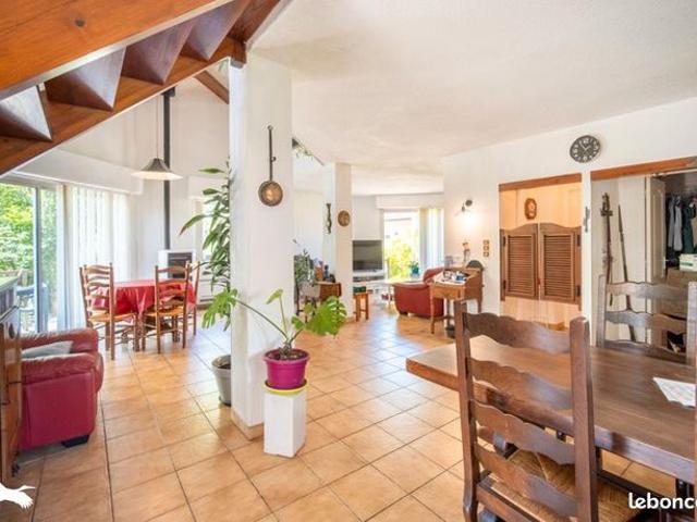Maison vente à Léon
