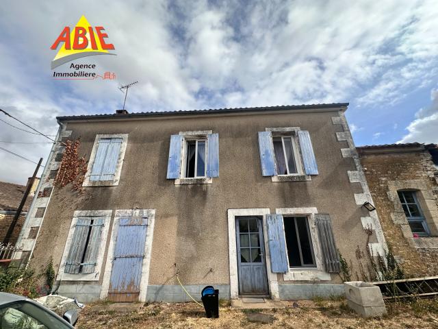 Maison vente à Parthenay, Faye-sur-ardin