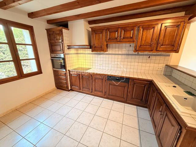 Maison location à Carpentras, Pernes-les-fontaines