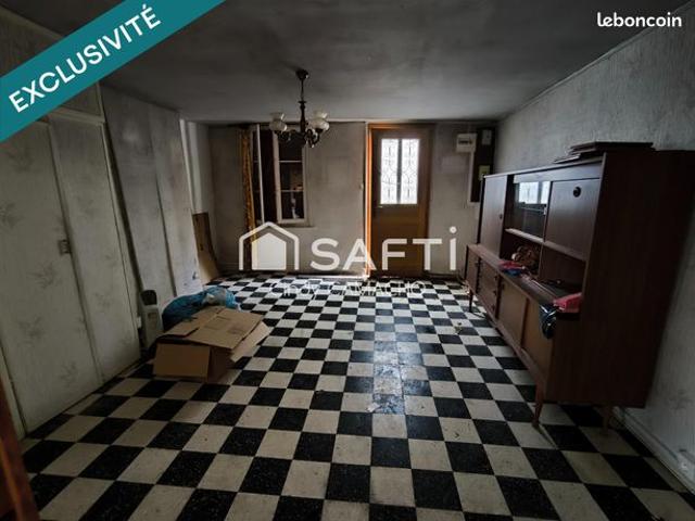 Maison vente à Amiens, Conty