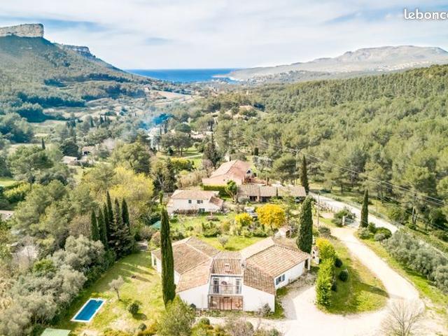 Maison vente à Marseille, Cassis