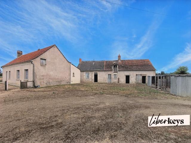 Maison vente à La Bruzolles, Vernoil-le-Fourrier